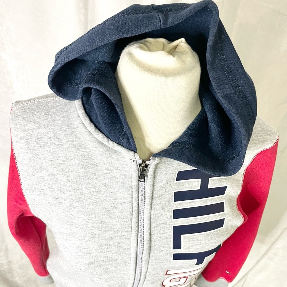 Tommy Hilfiger Zip-up Hoodie! - Picture 3 of 5